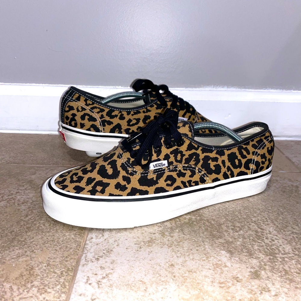Vans Special Edition Leopard Authentic Sneakers Unisex